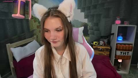 Snapshot of lisaporters chatting on March 3, 12:26 am Lisa online show from March 3, 12:26 am