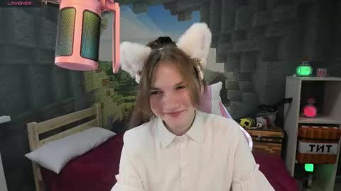 Snapshot of lisaporters chatting on March 4, 11:32 pm Lisa online show from March 4, 11:32 pm