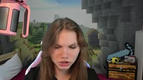 Snapshot of lisaporters chatting on March 12, 6:00 pm Lisa online show from March 12, 6:00 pm