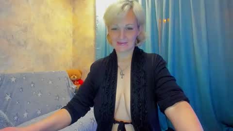 Lisasimsxs online show from November 3, 2:24 am