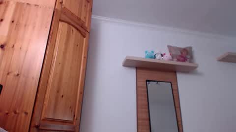 Snapshot of lisaskybaby chatting on November 3, 10:16 am Lisaskybaby online show from November 3, 10:16 am