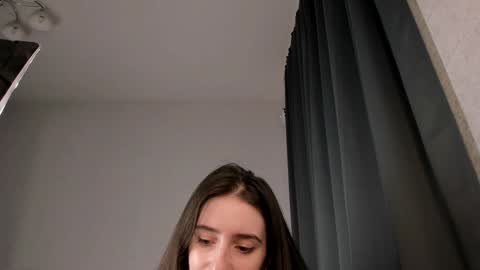 Snapshot of lisawoo chatting on January 25, 1:21 am Lisa online show from January 25, 1:21 am