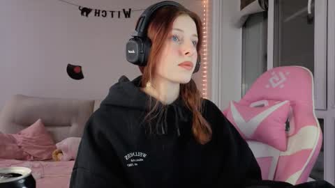 Lika online show from November 22, 1:32 pm