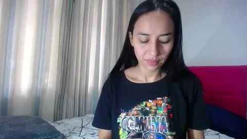 Lisa online show from April 8, 2:06 pm