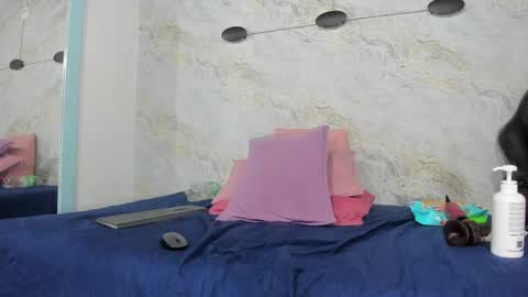 Lisa online show from December 28, 6:06 am