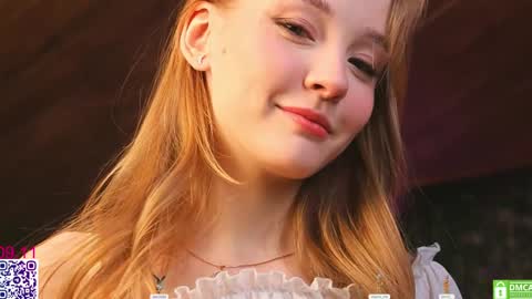 Snapshot of lissa_meooow chatting on November 11, 5:51 am your Liza again. Next stream Dec. 1 at 2 or 3 GMT online show from November 11, 5:51 am