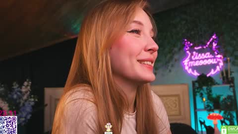 Snapshot of lissa_meooow chatting on November 23, 5:07 am your Liza again. Next stream Dec. 1 at 2 or 3 GMT online show from November 23, 5:07 am