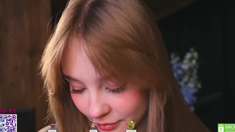 Snapshot of lissa_meooow chatting on November 27, 5:42 am your Liza again. Next stream Dec. 1 at 2 or 3 GMT online show from November 27, 5:42 am