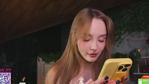 Snapshot of lissa_meooow chatting on February 5, 5:56 am your Liza again. Next stream Dec. 1 at 2 or 3 GMT online show from February 5, 5:56 am