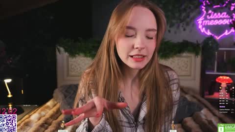 Snapshot of lissa_meooow chatting on February 12, 6:19 am your Liza again. Next stream Dec. 1 at 2 or 3 GMT online show from February 12, 6:19 am