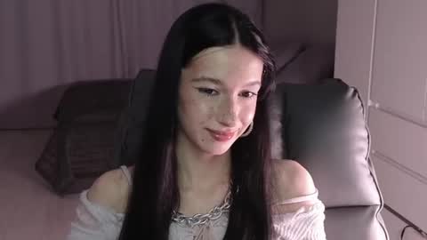 Snapshot of lissaelison chatting on June 20, 10:12 pm lissaelison online show from June 20, 10:12 pm