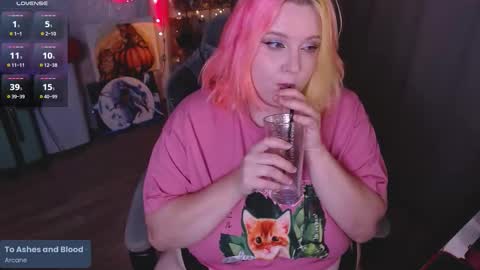 Lissa online show from October 22, 2:06 pm