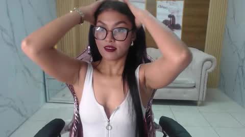 lissandra_s online show from September 20, 8:54 pm