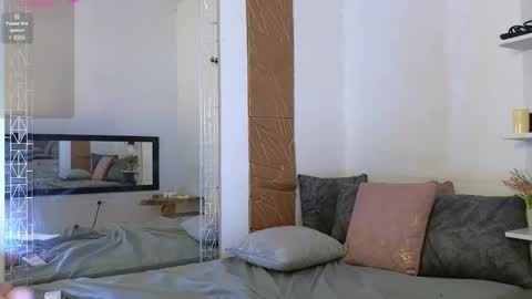 ss  online show from February 18, 11:30 pm