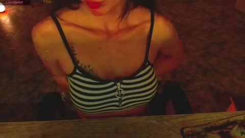 Liss online show from December 2, 3:34 am