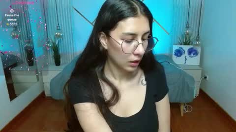 Lita online show from March 17, 2:42 pm