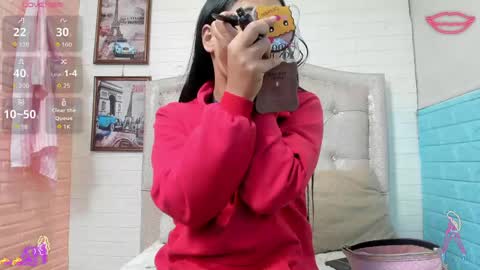 Snapshot of litlenessa_ chatting on May 6, 12:54 pm VANESSA online show from May 6, 12:54 pm