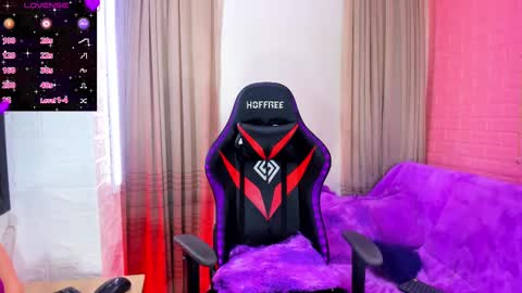 Snapshot of litshy_walther chatting on December 7, 4:36 pm Litshy online show from December 7, 4:36 pm