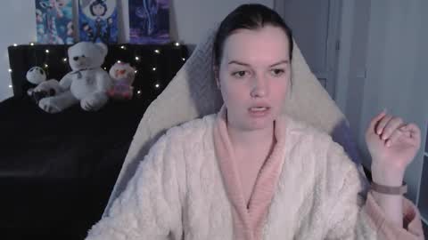 little__flowers online show from January 14, 10:21 am