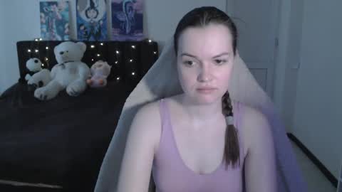 little__flowers online show from April 3, 7:50 am