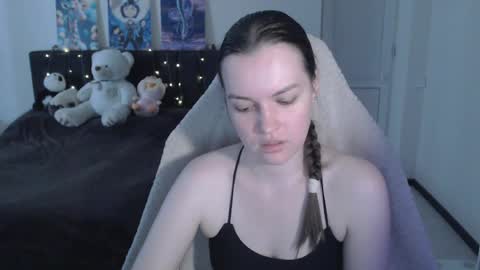 little__flowers online show from June 3, 9:23 am