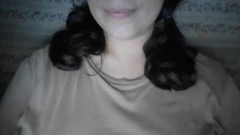 Snapshot of little_anef chatting on May 8, 5:46 am little_anef online show from May 8, 5:46 am