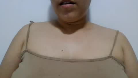 Snapshot of little_anef chatting on June 23, 6:00 am little_anef online show from June 23, 6:00 am
