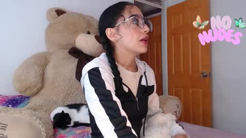 TU ANGELITO online show from February 24, 9:57 pm