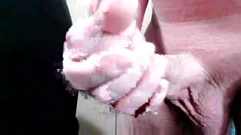 Snapshot of little_capitan5 chatting on December 22, 12:51 am little_capitan5 online show from December 22, 12:51 am