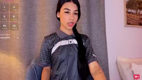 Snapshot of little_caprice_x chatting on March 8, 7:09 pm Ana online show from March 8, 7:09 pm