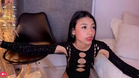 Snapshot of little_caprice_x chatting on September 12, 8:09 pm Ana online show from September 12, 8:09 pm