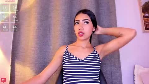 Snapshot of little_caprice_x chatting on September 19, 7:25 pm Ana online show from September 19, 7:25 pm