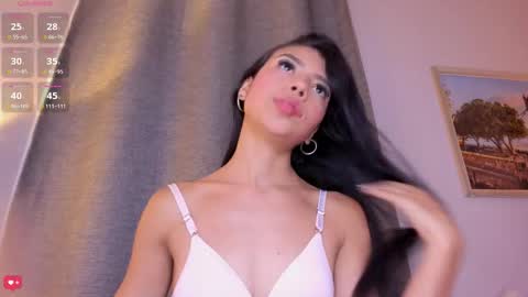 Snapshot of little_caprice_x chatting on October 1, 8:04 pm Ana online show from October 1, 8:04 pm