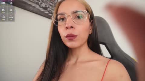 Help me reach 100 likes online show from November 23, 7:13 pm