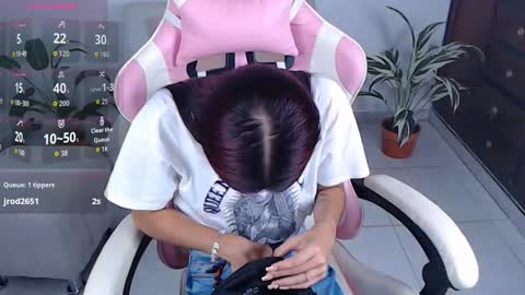 E M M Y online show from September 25, 3:16 pm