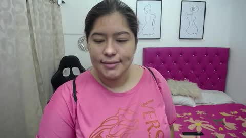 Snapshot of little_flower4you chatting on October 5, 12:14 pm mai rojas online show from October 5, 12:14 pm