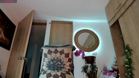 Izzi online show from October 22, 8:52 pm