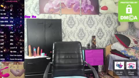 Snapshot of little_letti chatting on December 16, 5:38 am Letti online show from December 16, 5:38 am