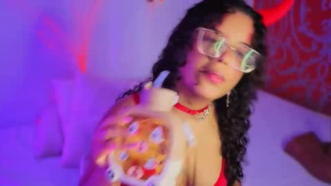 little_lilith_apple online show from October 22, 7:57 pm