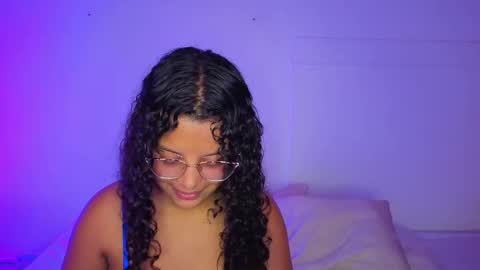 little_lilith_apple online show from November 11, 5:57 pm