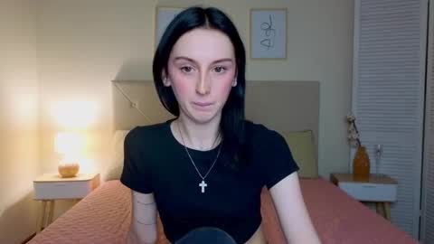 little_mollee online show from October 4, 8:18 pm