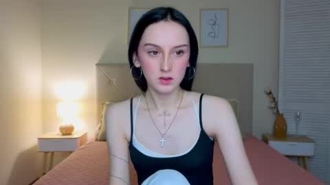 little_mollee online show from October 6, 8:17 pm