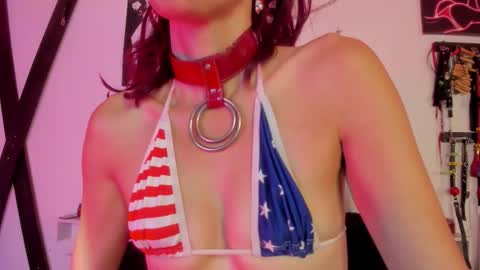 Little Nauughty2 online show from November 5, 2:06 pm