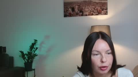 Nicole online show from October 9, 11:52 am