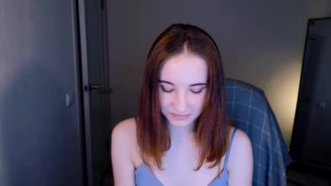 Snapshot of little_pretty_woman chatting on March 8, 5:01 pm little_pretty_woman online show from March 8, 5:01 pm