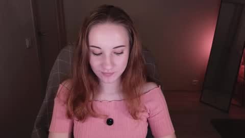 Snapshot of little_pretty_woman chatting on October 7, 6:49 pm little_pretty_woman online show from October 7, 6:49 pm