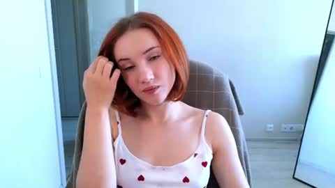 little_pretty_woman online show from July 18, 1:15 pm