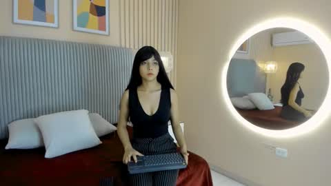 little_roose online show from September 24, 11:24 am