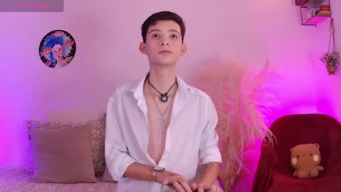 Juan Ferrer online show from July 12, 1:57 pm