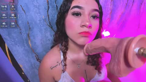 little_valentinaa online show from January 17, 12:10 pm